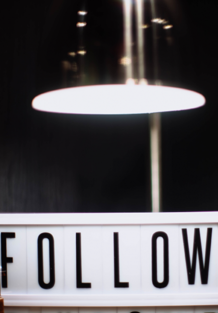 Bitterblond Social Media Service